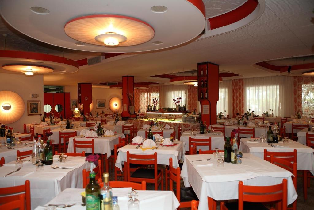 Hotel Venezia E La Villetta Lido di Jesolo Exterior foto