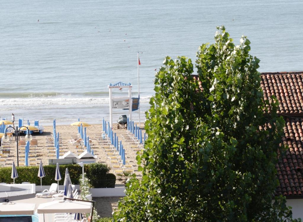 Hotel Venezia E La Villetta Lido di Jesolo Exterior foto