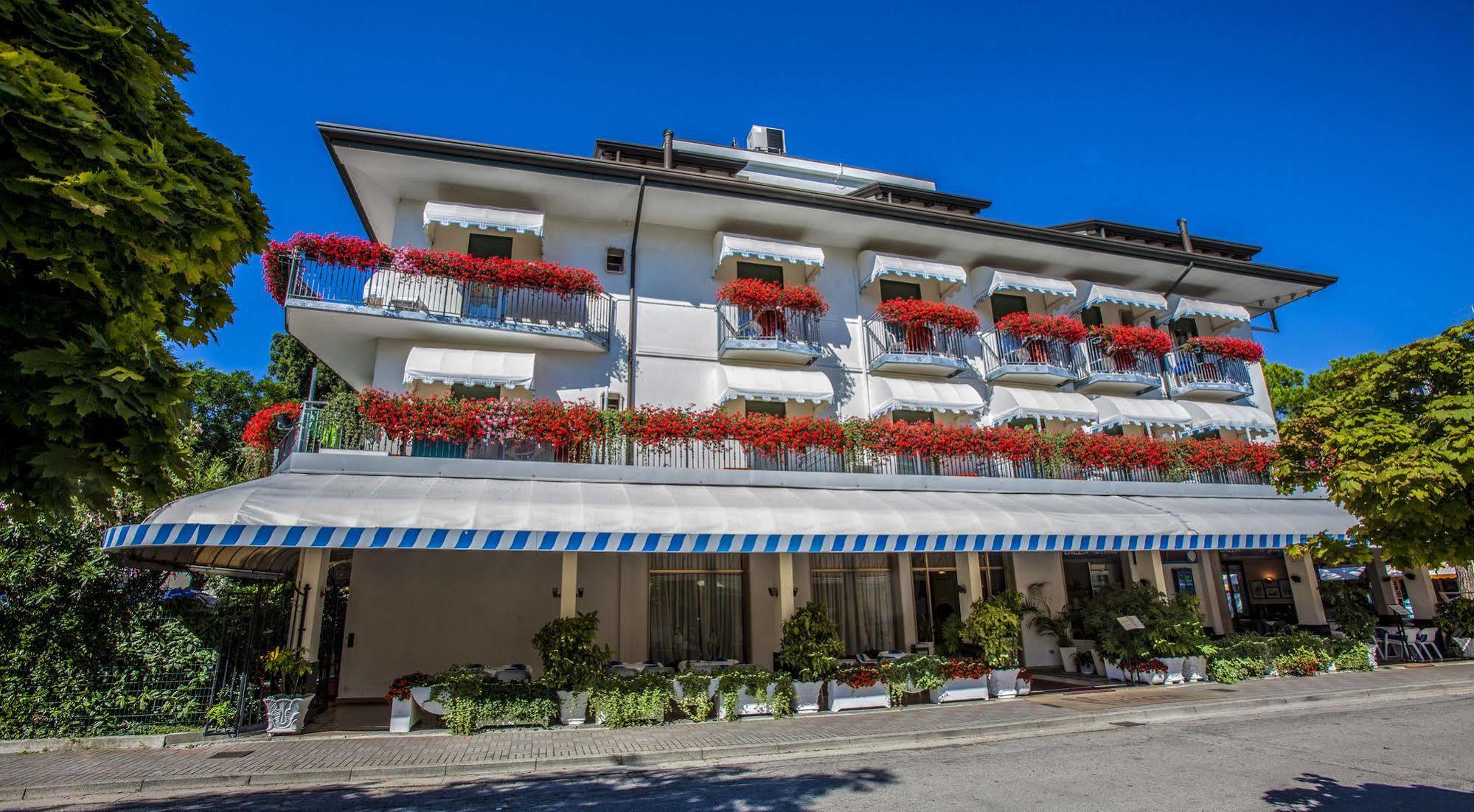Hotel Venezia E La Villetta Lido di Jesolo Exterior foto